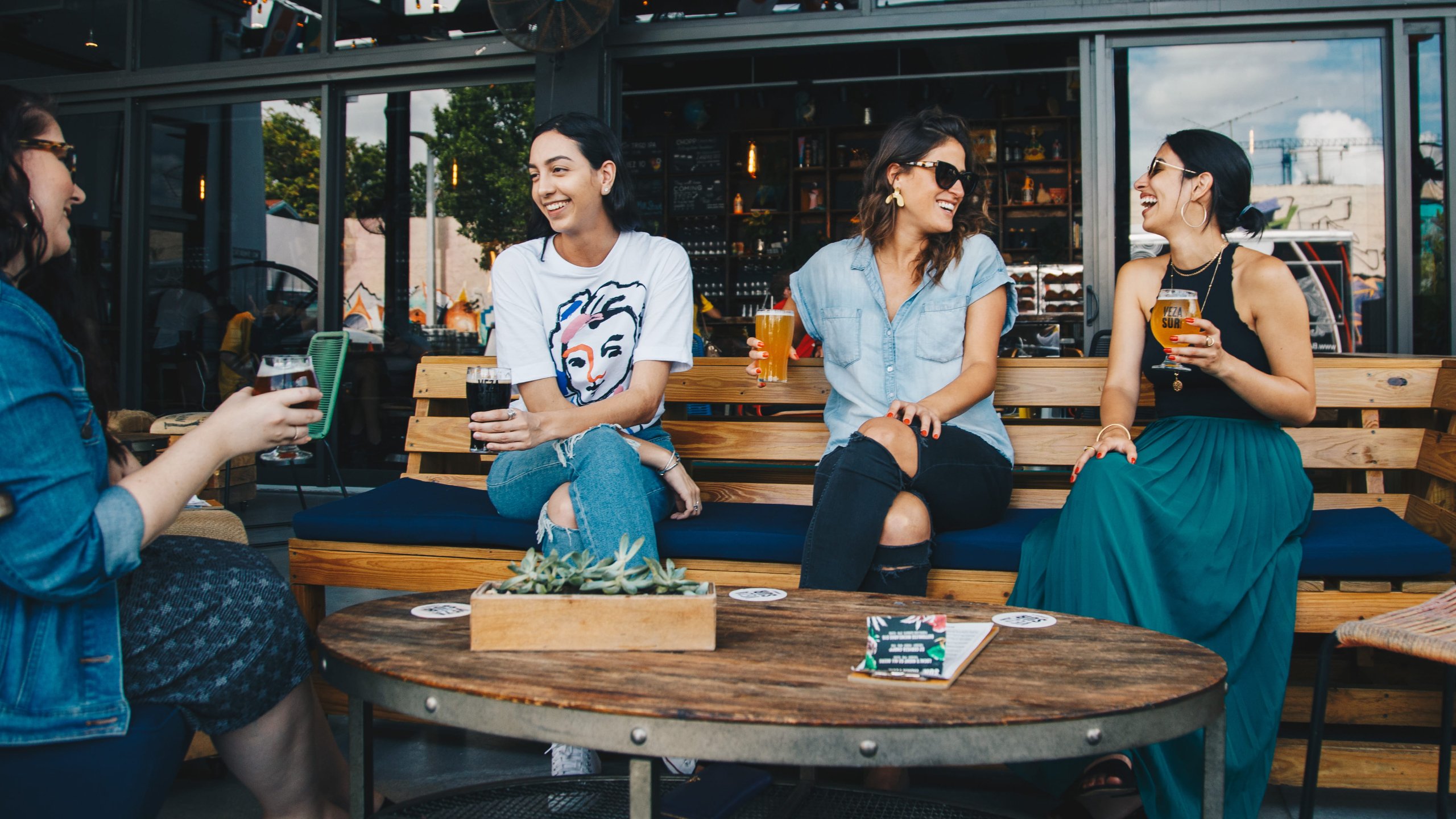 What is Sobremesa? Explaining the beautiful after-meal tradition of Latin America