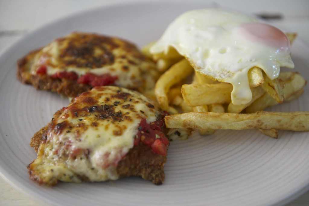 lionel messi's favorite food milanesa napolitana